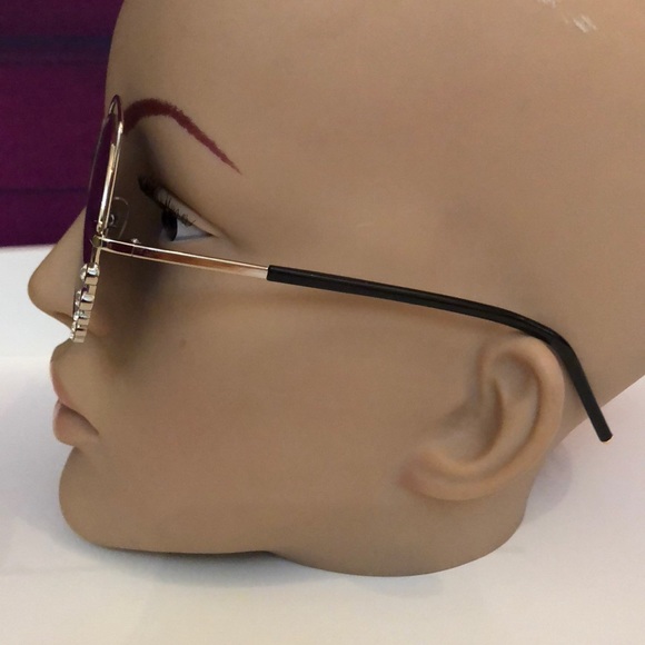 Rhinestone geometric round & silver sunglasses 🕶 - Picture 4 of 8